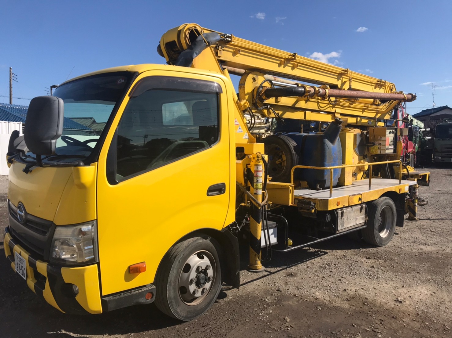 ポンプ車販売|誠江商事｜格安中古コンクリートポンプ車販売・買取専門商社